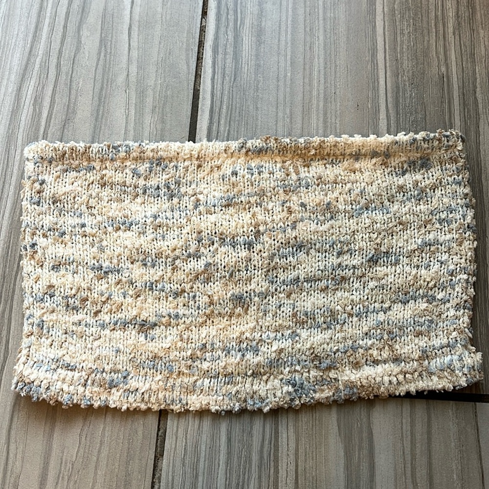 NWT Lelis Crop Top